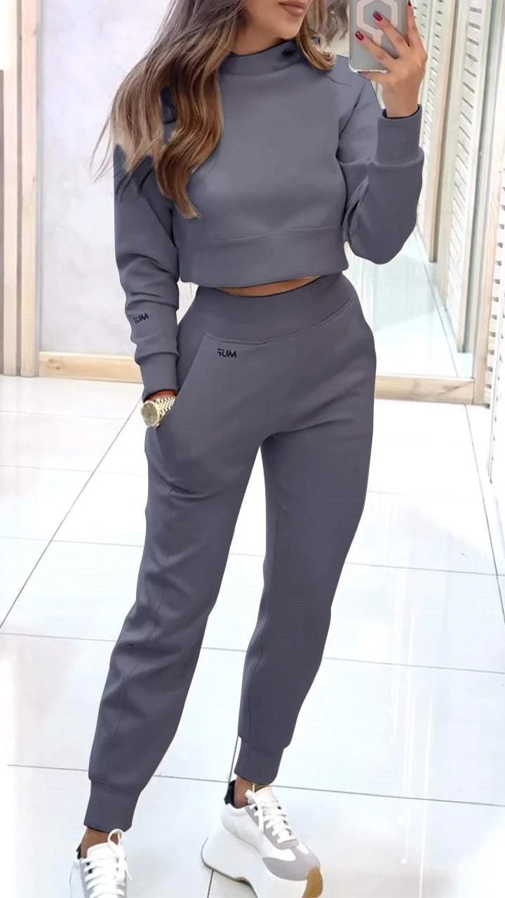 Conjunto outono feminino com gola alta