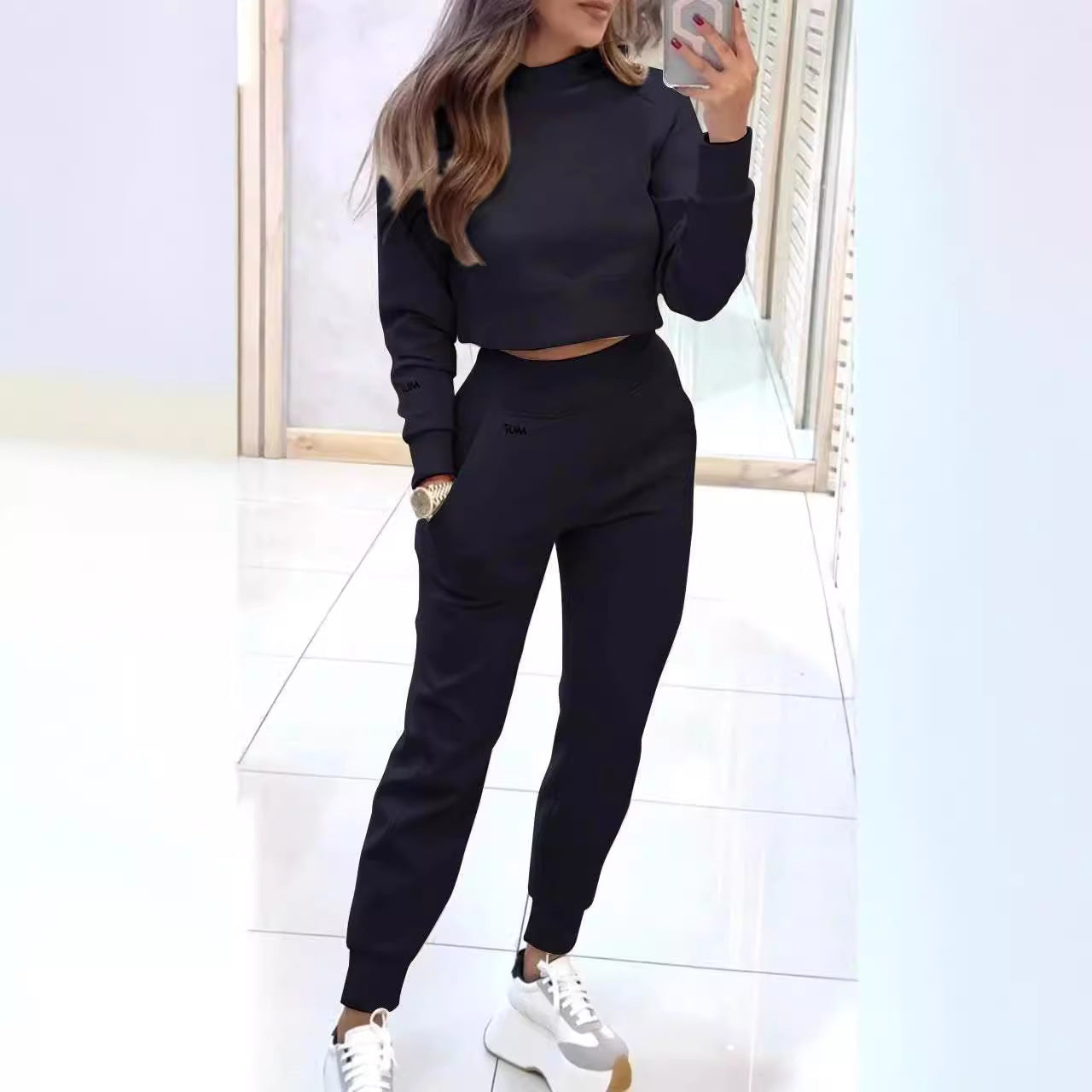 Conjunto outono feminino com gola alta