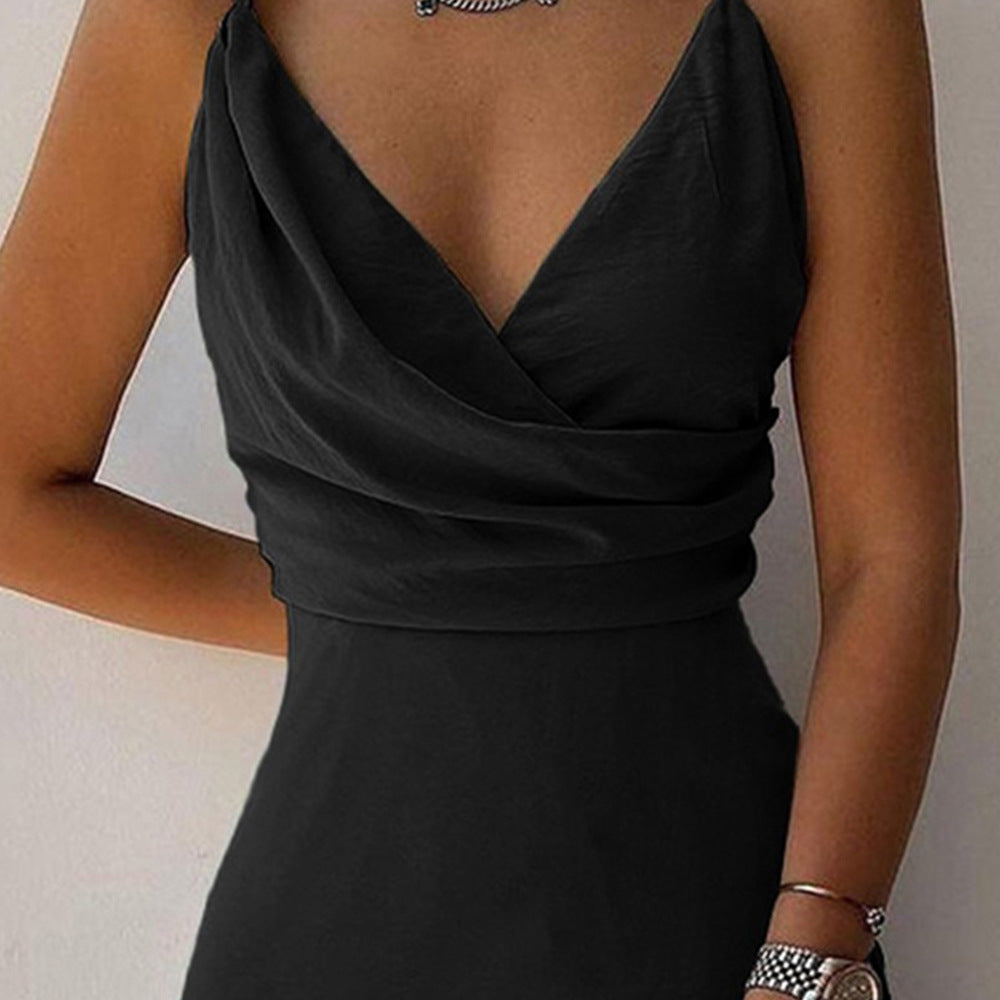 Vestido de verão com decote em V e fenda