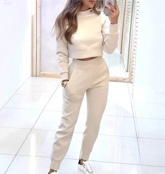 Conjunto outono feminino com gola alta